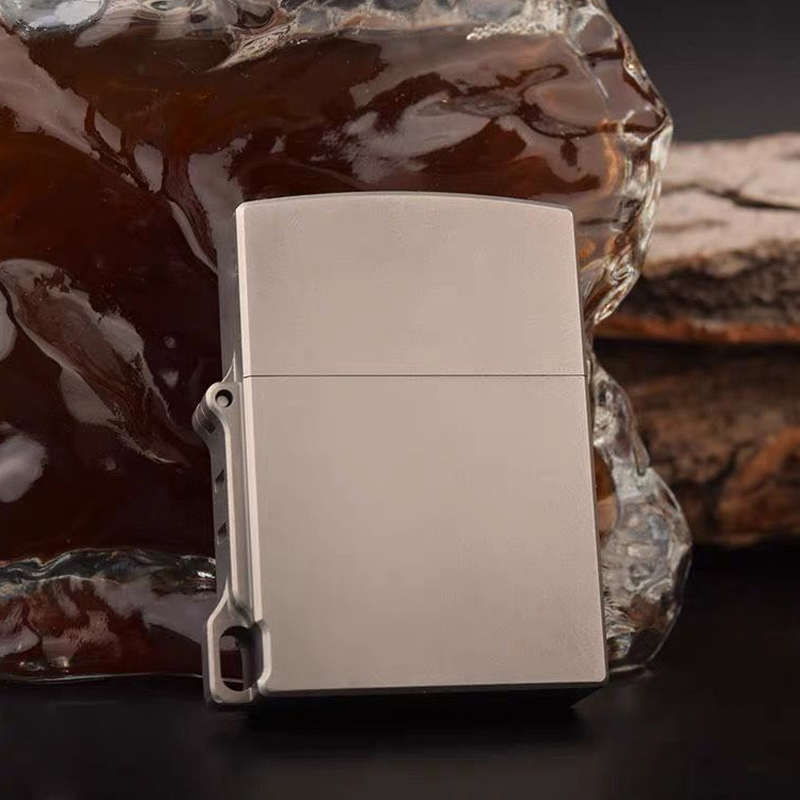 Titanium TC4 Armor Oil Lighter - огляд і ціна Fire Starting Kit